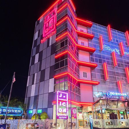 J Icon Hip Hotel 巴厘巴板 外观 照片