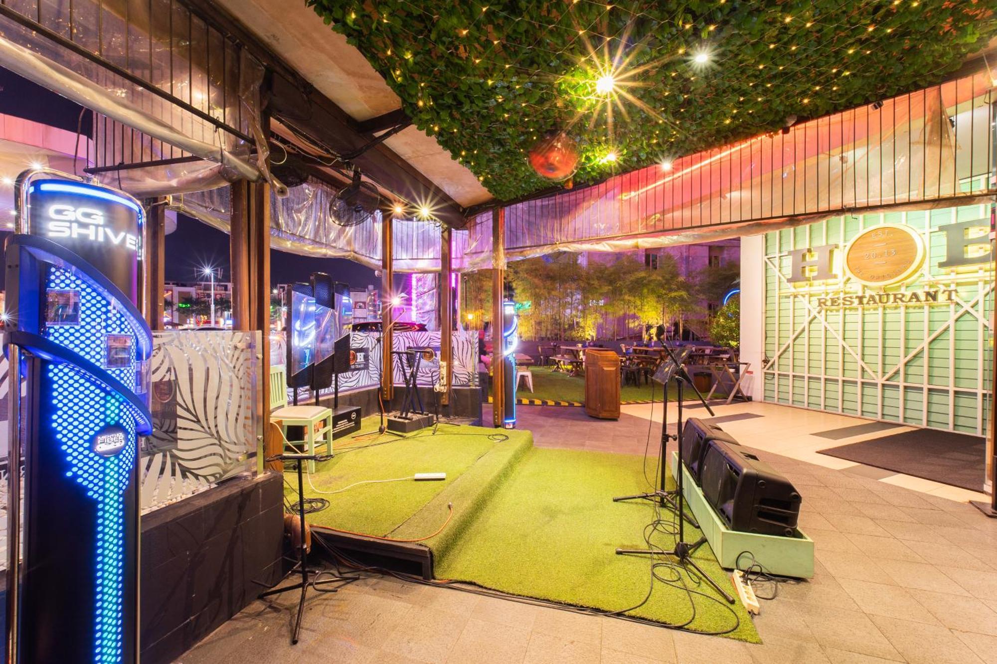 J Icon Hip Hotel 巴厘巴板 外观 照片