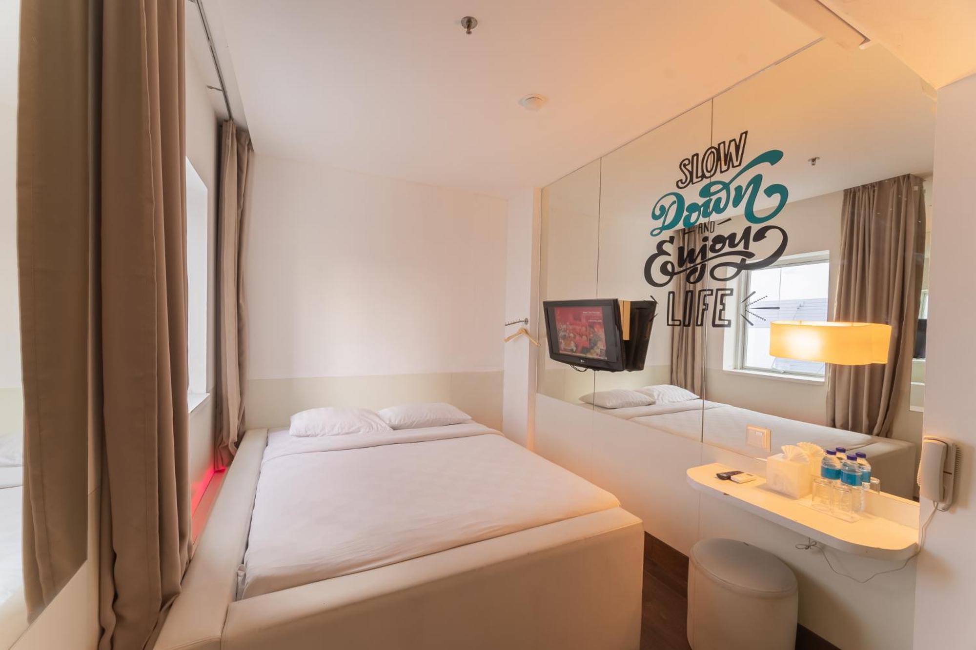 J Icon Hip Hotel 巴厘巴板 外观 照片